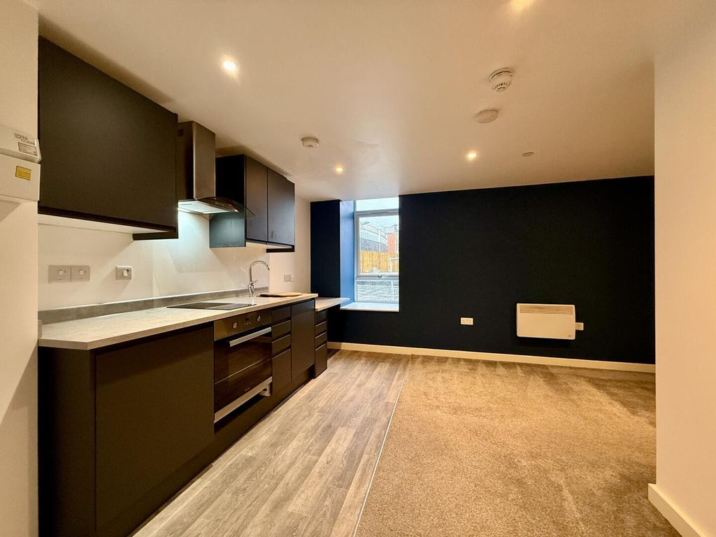 Property photo 1 of 24 Kitchen