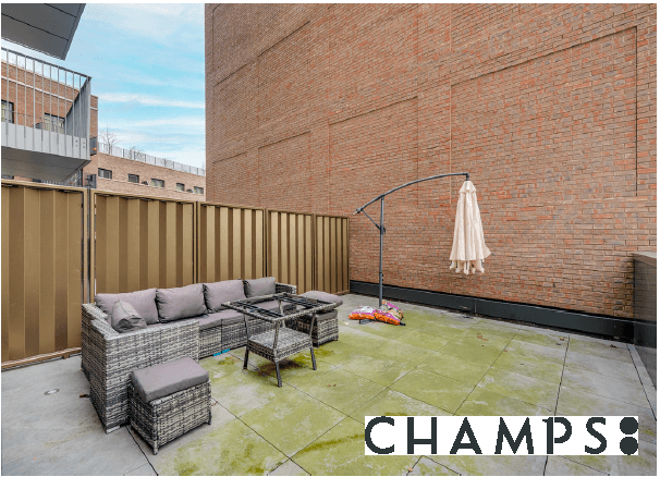 Property photo 1 of 13 1 Bed Flat For Sale Jacquard Point, London E1