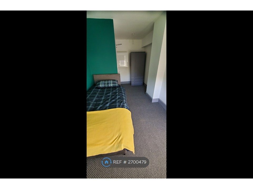 Property photo 1 of 4 Room F