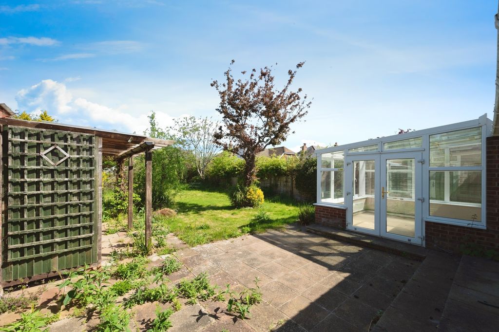 Property photo 3 of 17 Photo