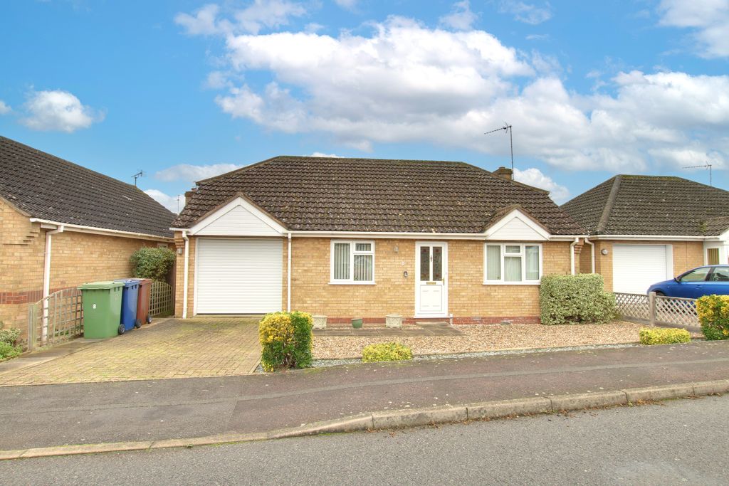 Property photo 1 of 8