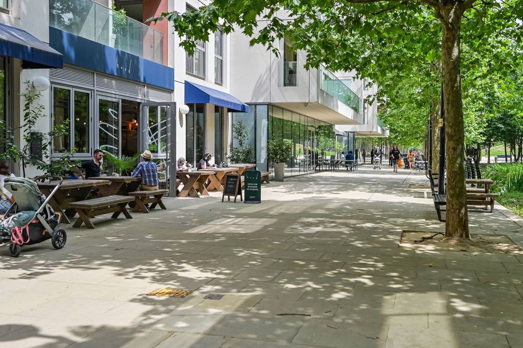 Property photo 3 of 5