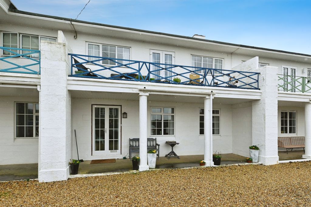 Property photo 1 of 23