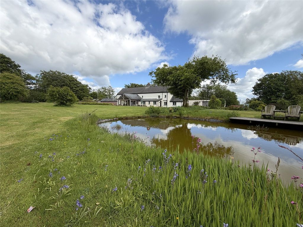 Property photo 3 of 49 Picture No. 67