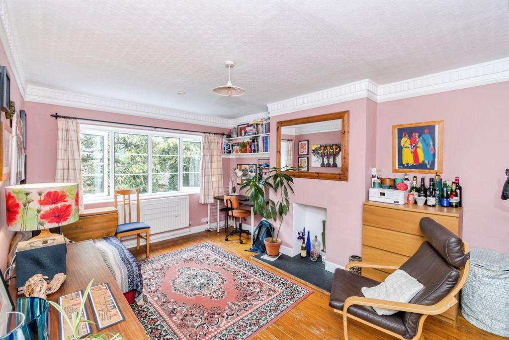 Property photo 2 of 15 Pbox-Img.Jpg