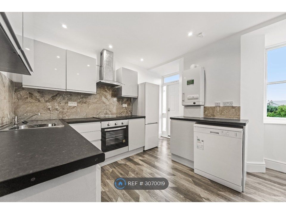 Property photo 1 of 27
