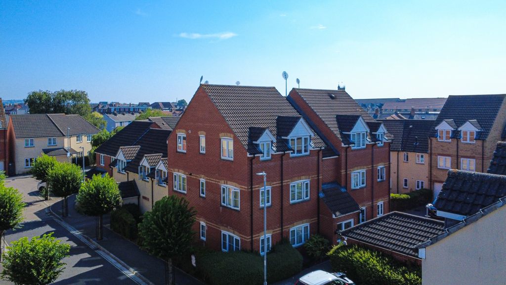 Property photo 1 of 10 5306981