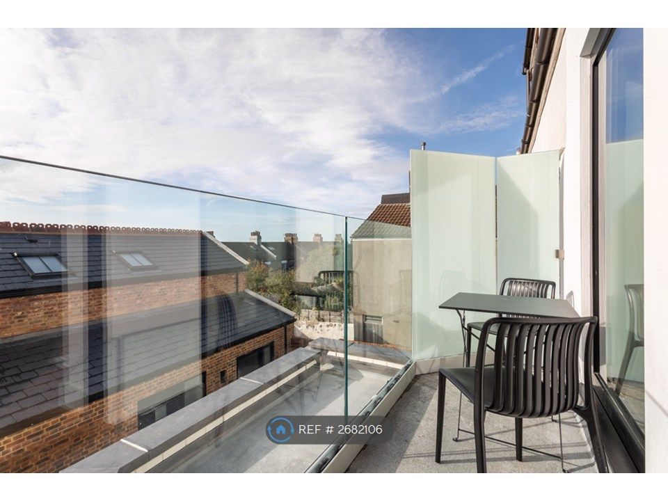 Property photo 3 of 29