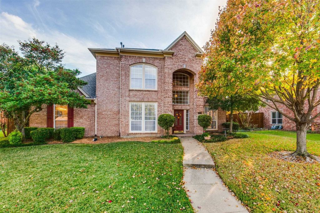 Property photo 1 of 31
