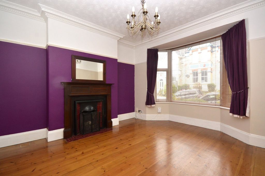Property photo 2 of 9 Picture No. 14