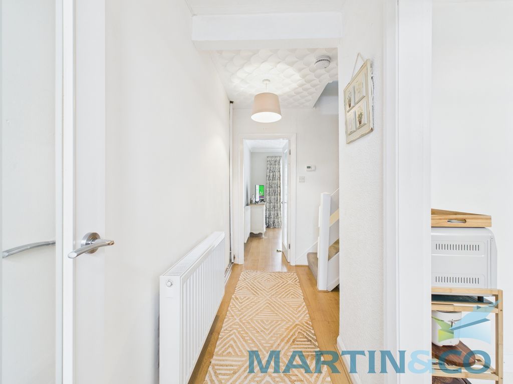 Property photo 2 of 20 Cam01870G0-Pr0187-Still001