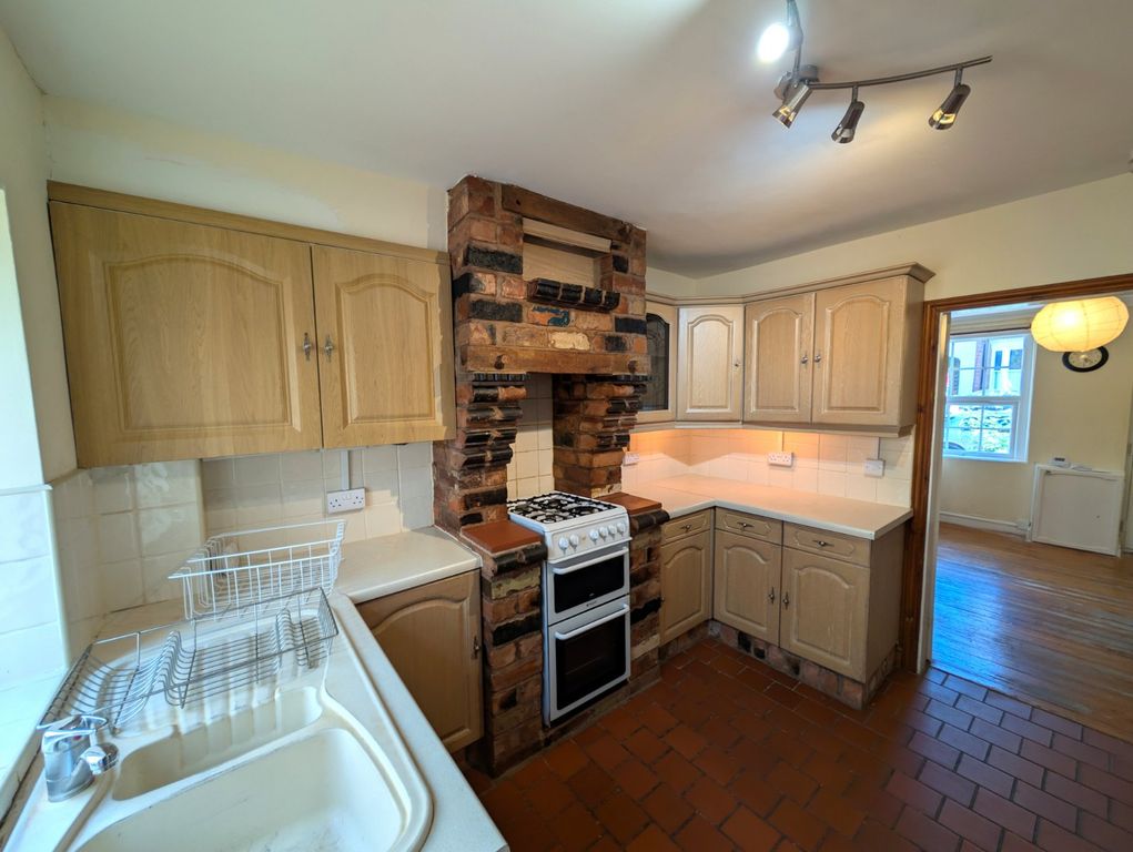Property photo 2 of 12 Picture No. 50
