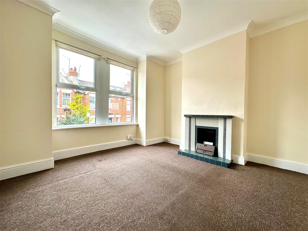 Property photo 2 of 29 23.Jpg