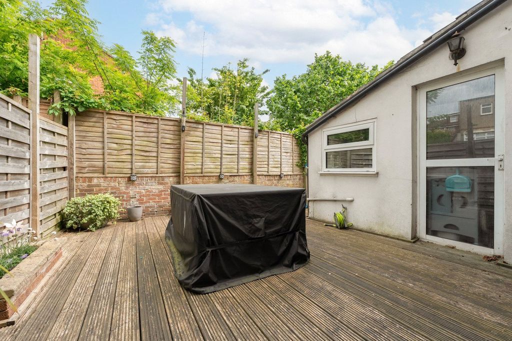 Property photo 1 of 20 Picture No. 15
