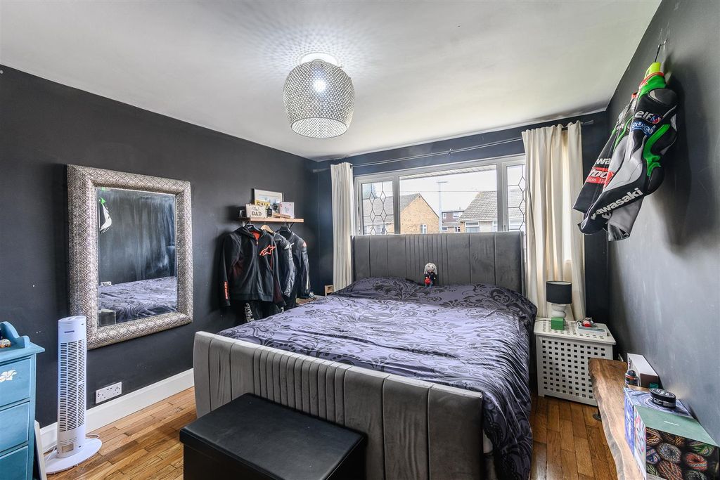 Additional image 8 of 3 bed semi-detached house for saleNorwood Crescent, Barry CF63