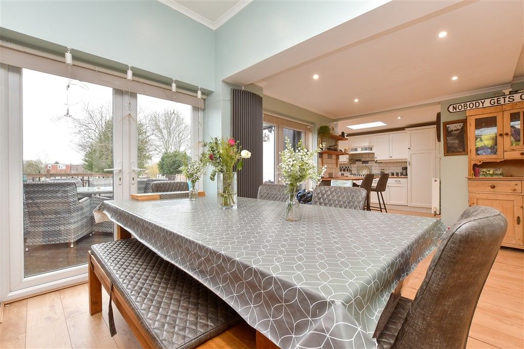 Property photo 3 of 13 Dining Area