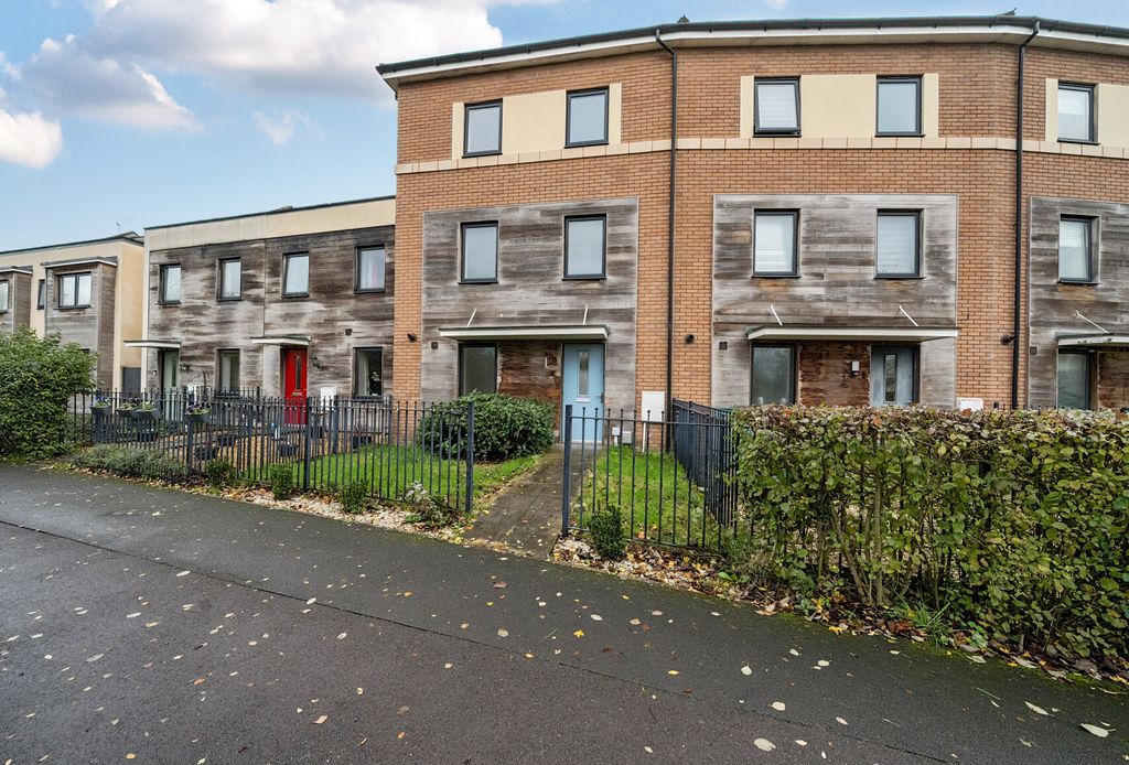 Property photo 1 of 16 1372032-3-6914Ab4...