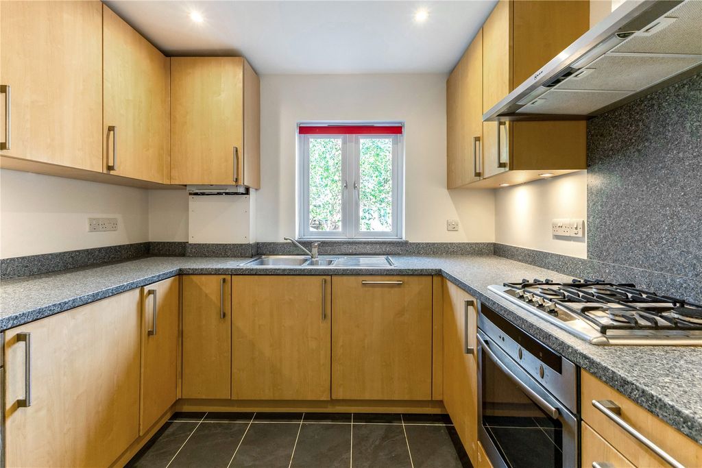 Property photo 3 of 14 Picture No. 30
