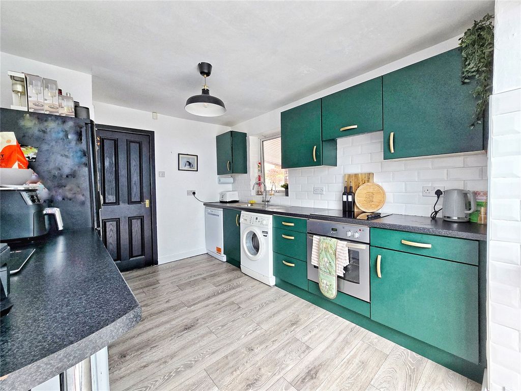 Property photo 3 of 13 Kitchen Diner