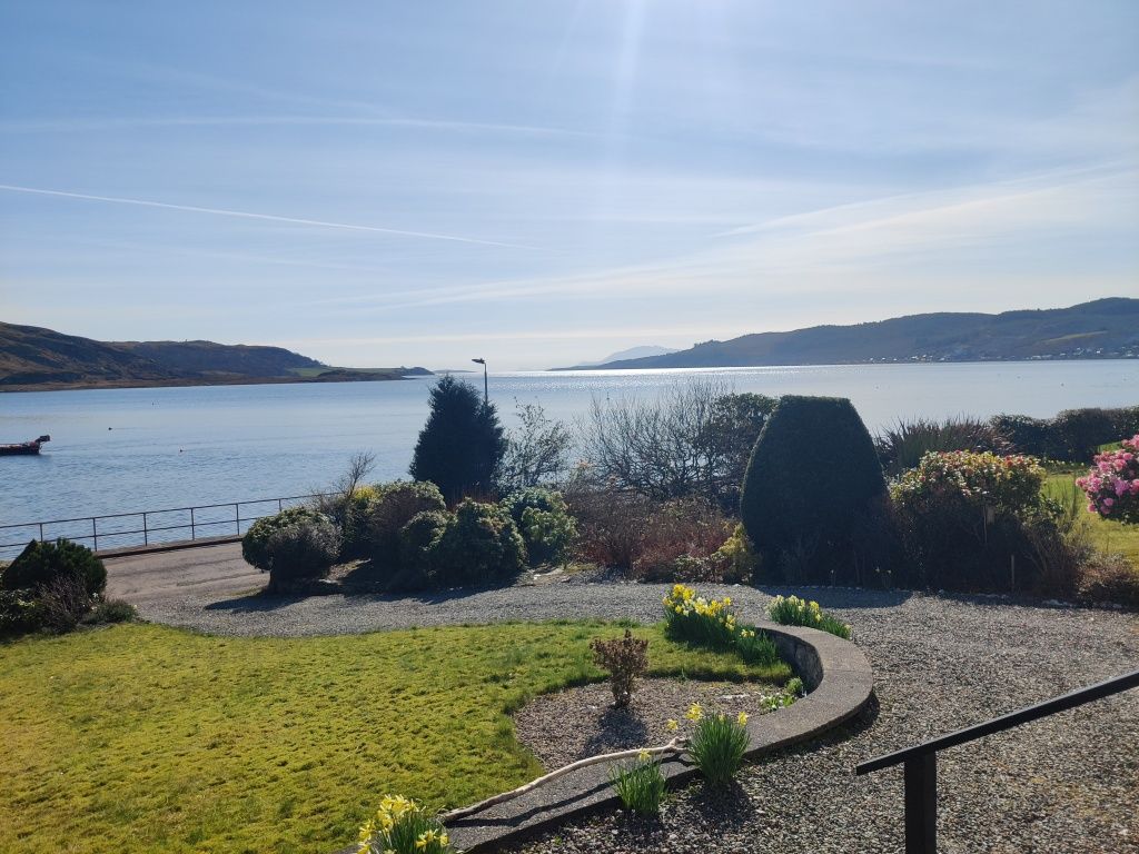 Property photo 2 of 26