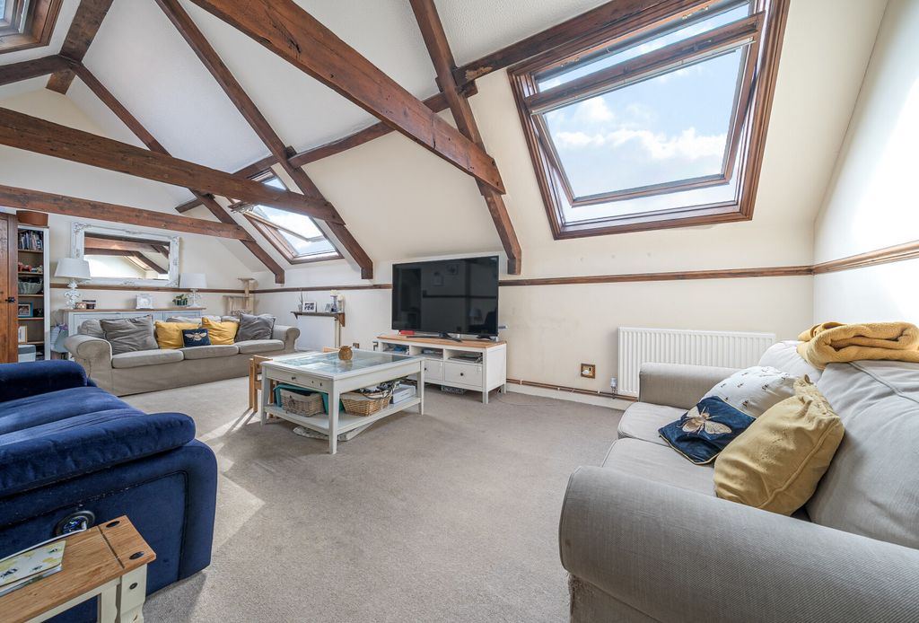 Property photo 1 of 13 Sitting Room