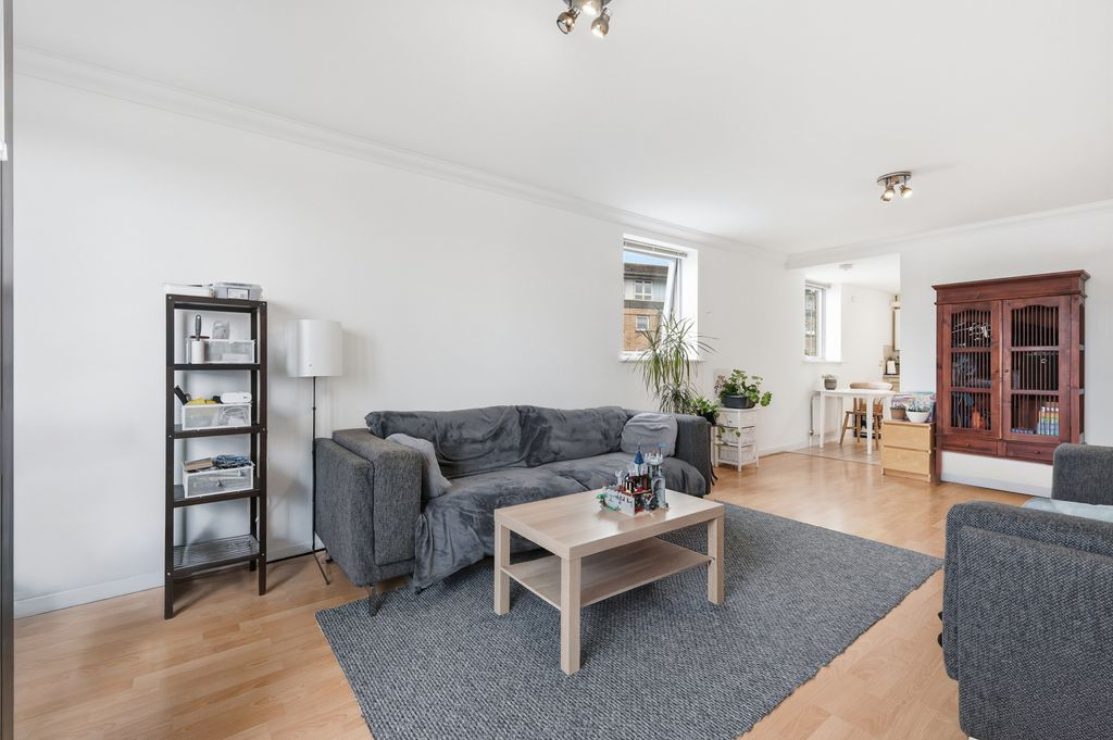 Property photo 2 of 16 Img_4380