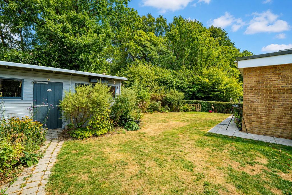 Property photo 2 of 42 ce51900E-E6Ed-4469-88A8-Fc3B67Ac58cd.Png