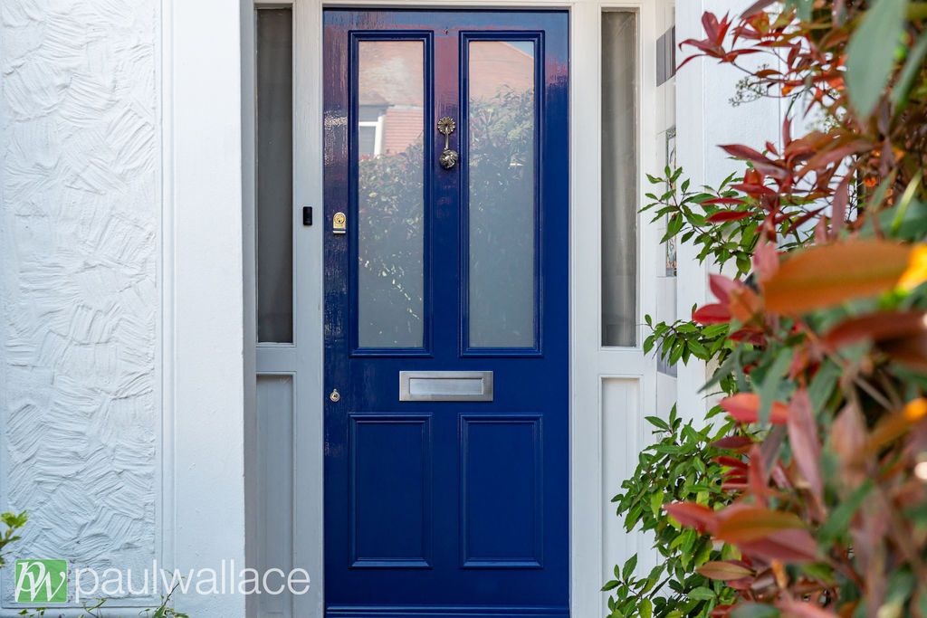 Property photo 2 of 36 Entrance