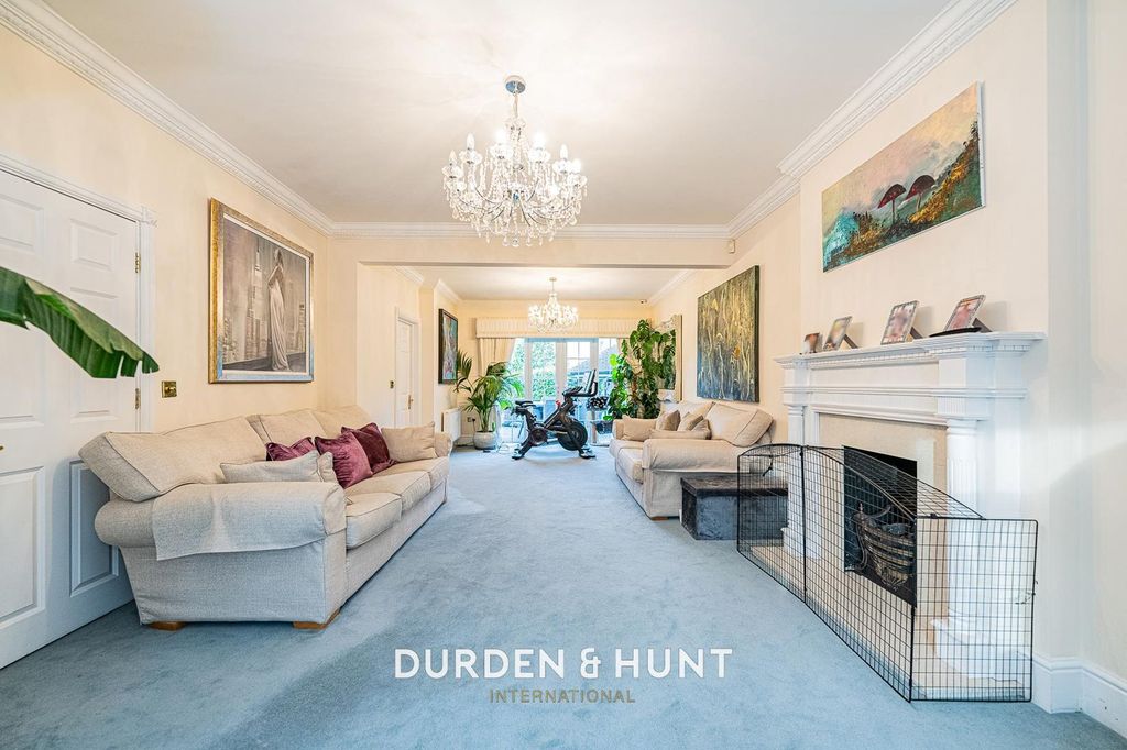 Property photo 2 of 41 Regents-46.Jpg