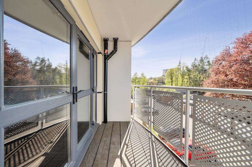 Property photo 2 of 13 Photo 10