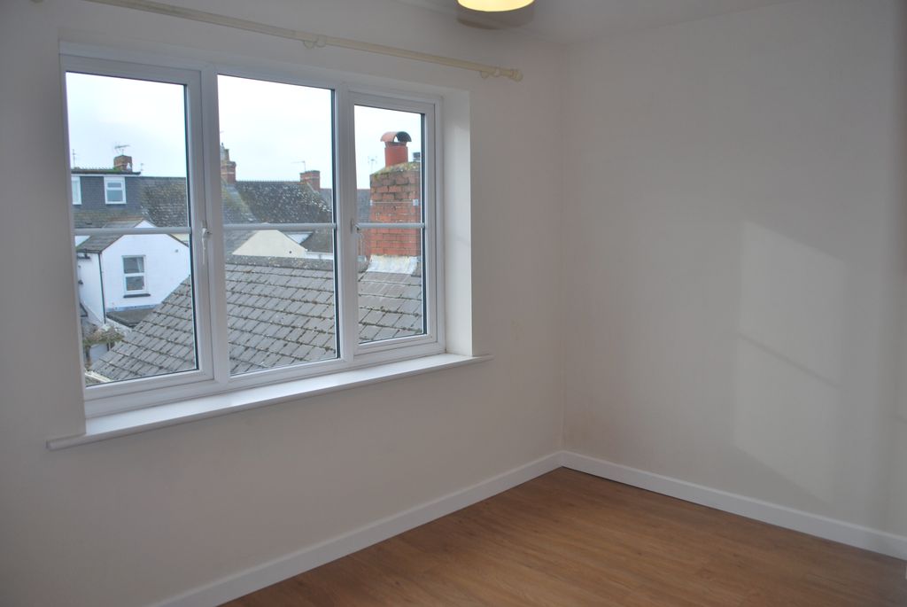 Property photo 3 of 3 Bedroom