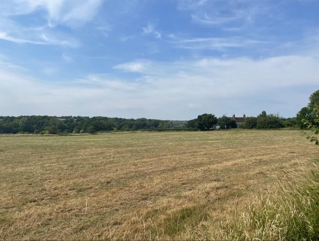 Property photo 1 of 3