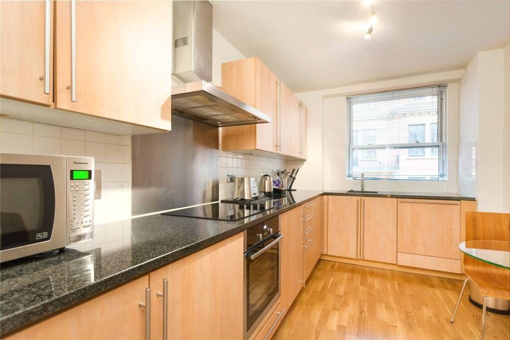 Property photo 3 of 10 Picture No. 21