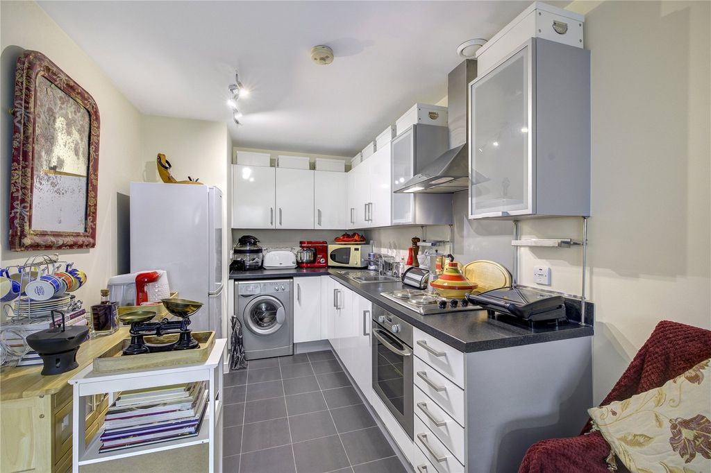 Property photo 3 of 9 Picture 3