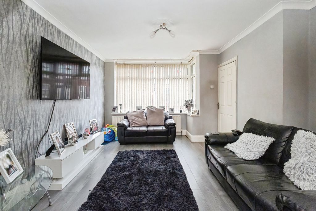 Property photo 3 of 14 Pbox-Img.Jpg