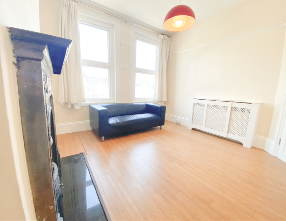 Property photo 2 of 9