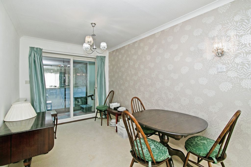 Property photo 3 of 17 Photography