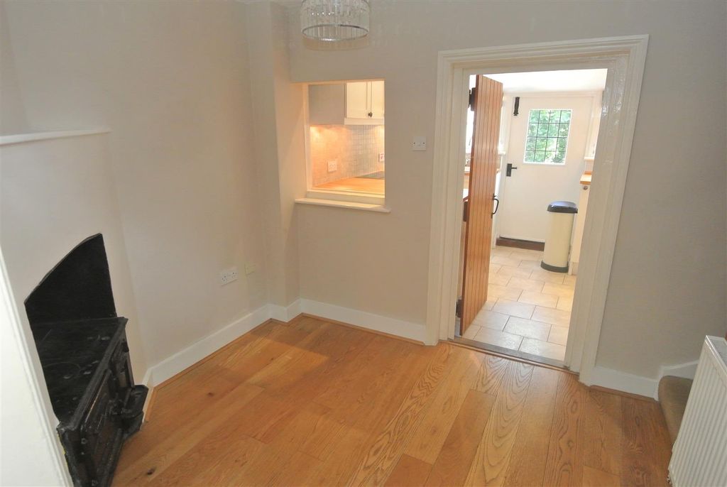 Property photo 3 of 8 Dining Room.Jpg