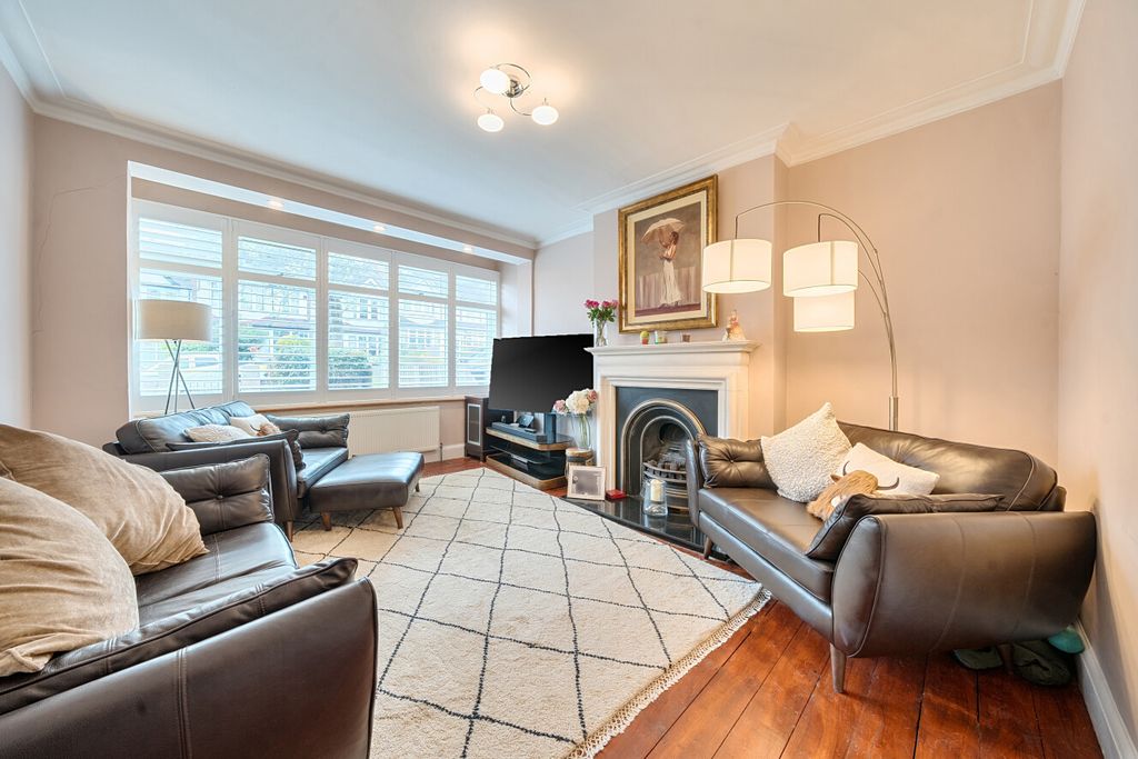 Property photo 1 of 22 1418246-13-69c267...