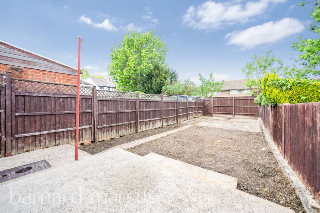 Property photo 3 of 8 Image