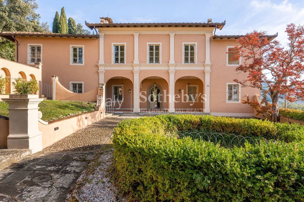 Property photo 2 of 30
