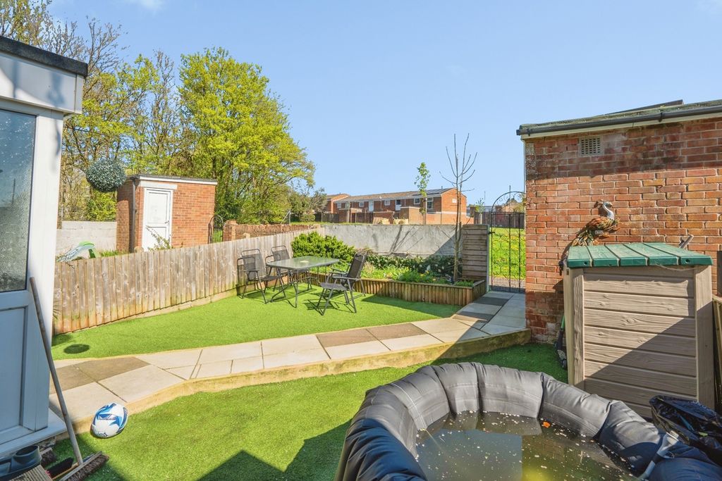 Property photo 2 of 16 Pbox-Img.Jpg