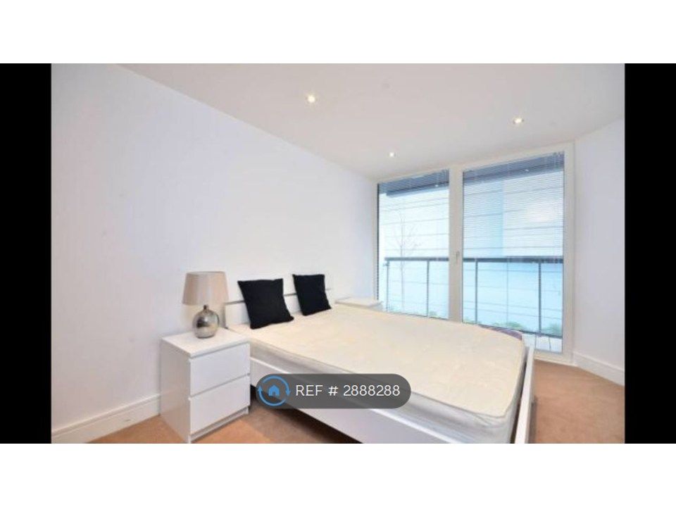 Property photo 3 of 10 Double Bedroom 2