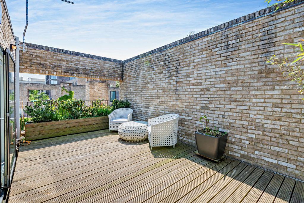 Property photo 2 of 19 Picture No. 02