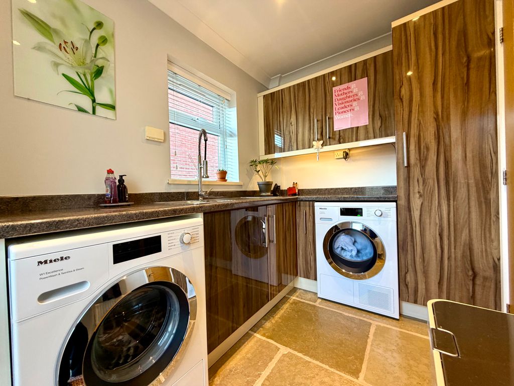 Additional image 12 of 4 bed detached house for saleThe Ferns, Quakers Yard, Treharris CF46