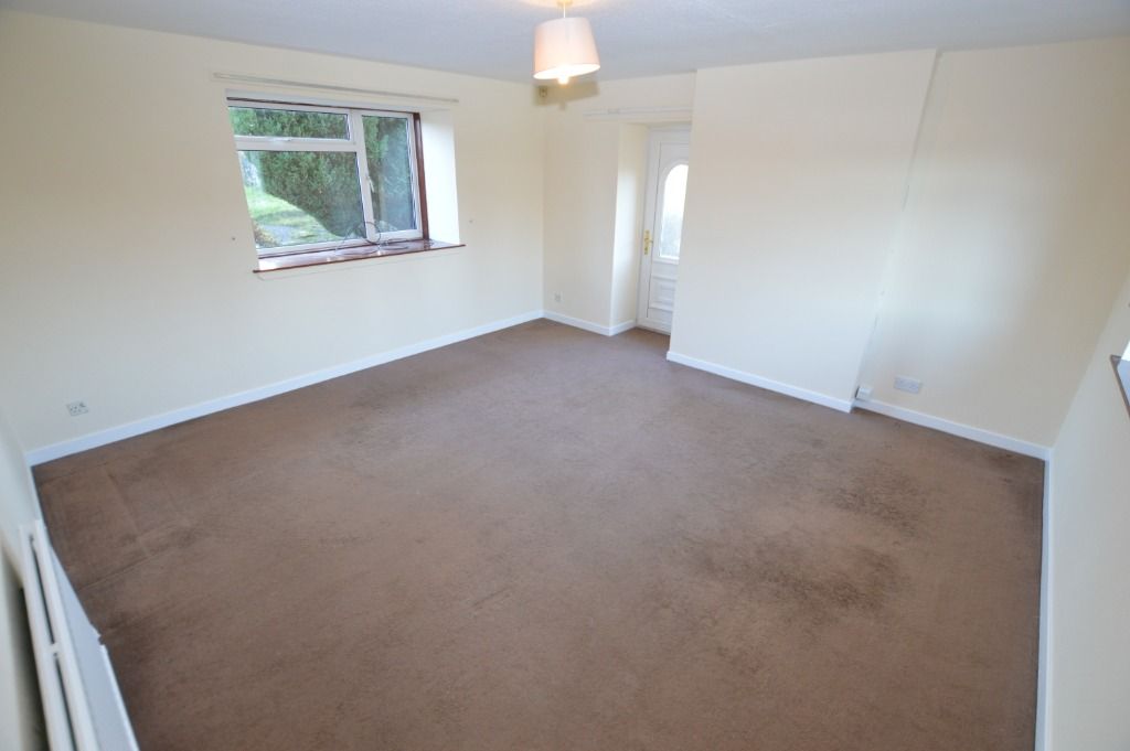 Property photo 3 of 10 Photo 3