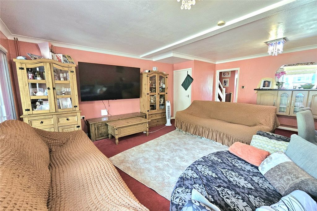 Property photo 3 of 11 Picture No. 07