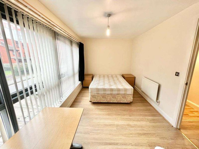 Property photo 1 of 4