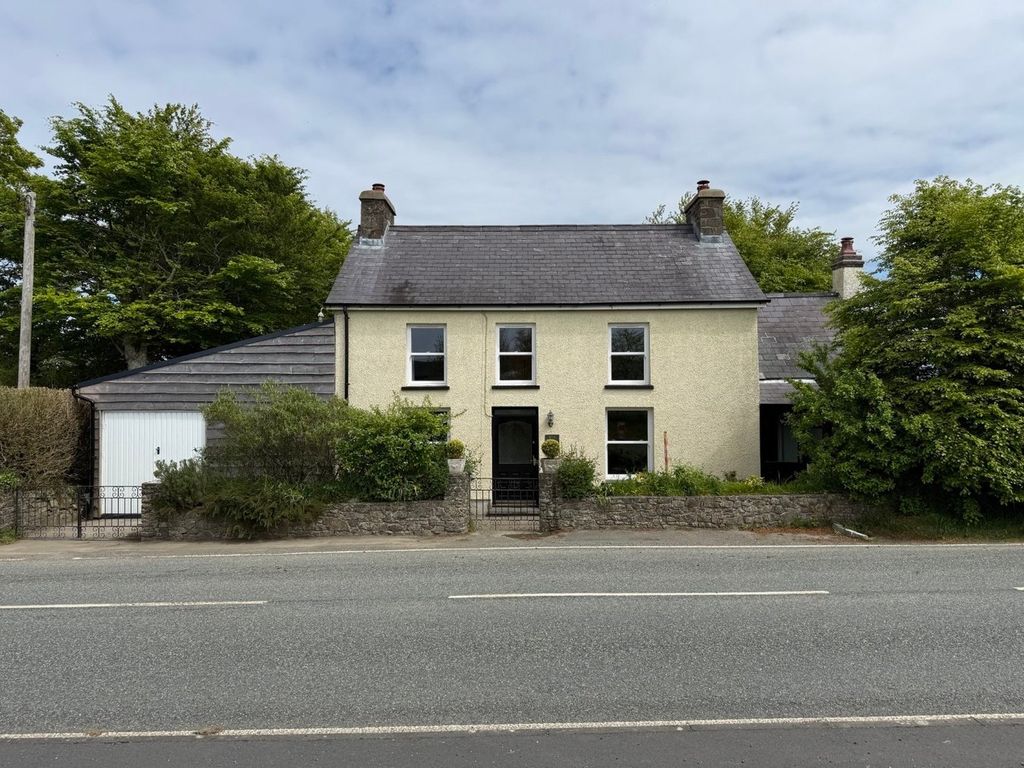 Property photo 1 of 45