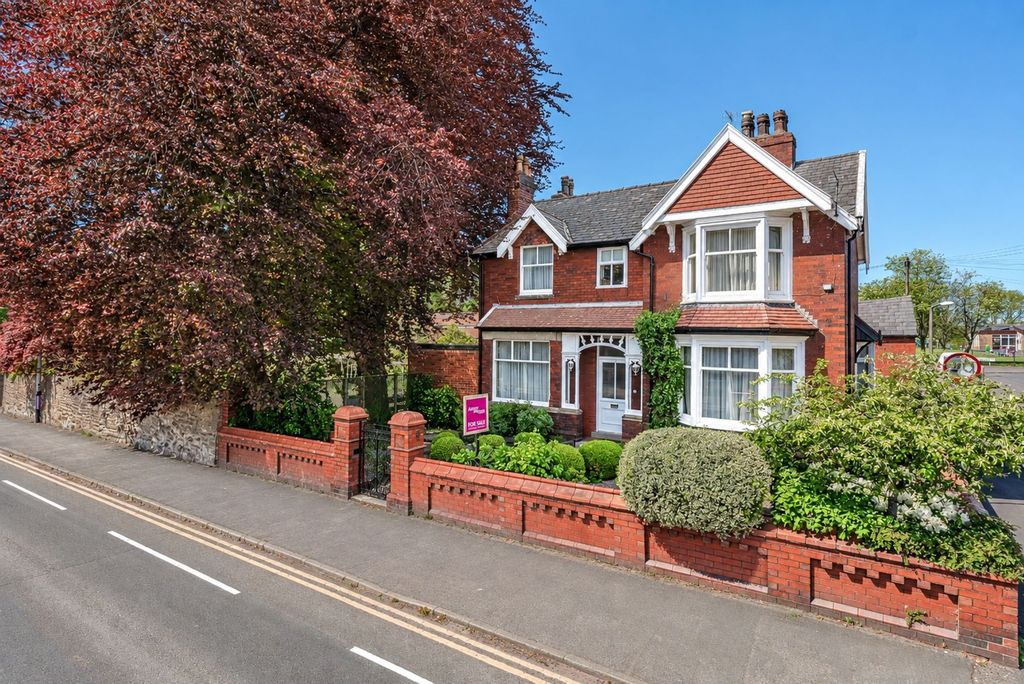 Property photo 1 of 54